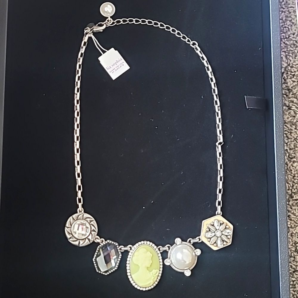 NIB!!💜LIA SOPHIA Nostalgia Necklace 16"-19"